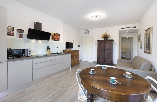 Noli Apartment | Apartment 'Con Vista Mare Noli' with Sea View, Wi-Fi and Air Conditioning