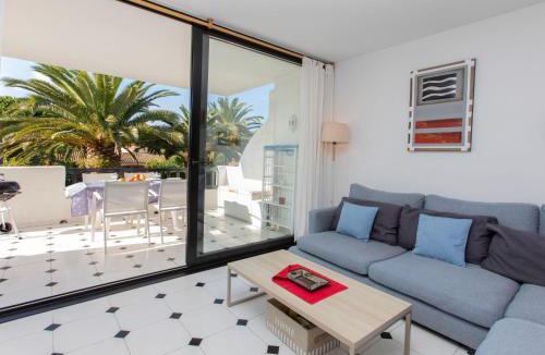 Pals Apartment | Apartment Ducado de Golf Blue by Interhome