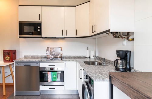 Castaneda Apartment | Apartment 'Fabuloso' with Mountain View, Shared Pool and Wi-Fi