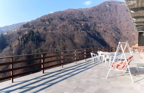 Aurano Apartment | Apartment Ginevra (AUA121) in Aurano - 4 persons, 2 bedrooms