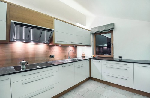 Santa Cristina Val Gardena Apartment | Apartment Hetti with Mountain View, Balcony & Wi-Fi