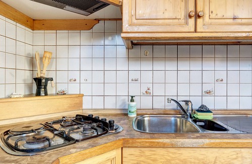 Fondo Apartment | Apartment 'Holzsuite' with Mountain View, Balcony and Wi-Fi