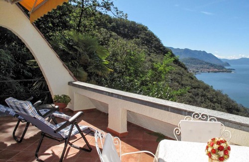 Poppino Apartment | Apartment Il Gaggio by Interhome