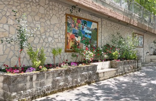 Caramanico Terme Apartment | Apartment 'Il Nido nel Borgo Bello' with Mountain View