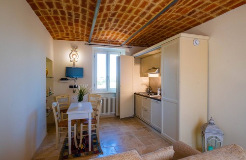 Montemagno Apartment | Apartment in beautiful Italian countryside