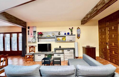 Galapagar House | Apartment in Galapagar with Pool and Sauna