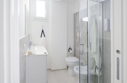 Marina di Ragusa Apartment | Apartment in Villa with Private Parking a few steps from the Sea