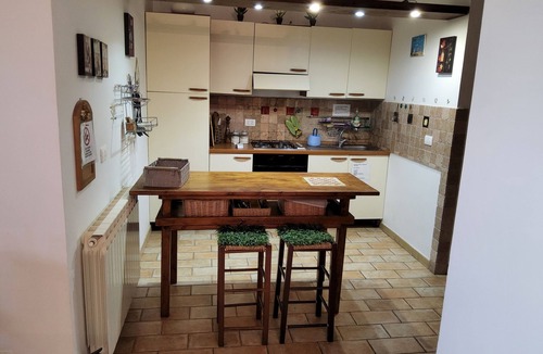 Cerveteri Villa | Apartment in villa, large garden, swimming pool, spa, near the sea Rome