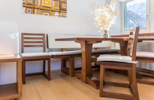 Selva di Val Gardena Apartment | Apartment Justine Wurdengeja