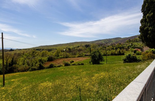 Torniella Apartment | Apartment "La Casa Di Maffin" with Mountain View