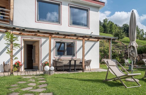 Ortisei Apartment | Apartment 'La Plates - Daduman' with Mountain View, Terrace & Wi-Fi