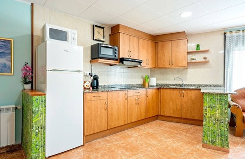 Villalba dels Arcs Apartment | Apartment 'Lo Perxe' with Mountain Views, Wi-Fi and Air Conditioning