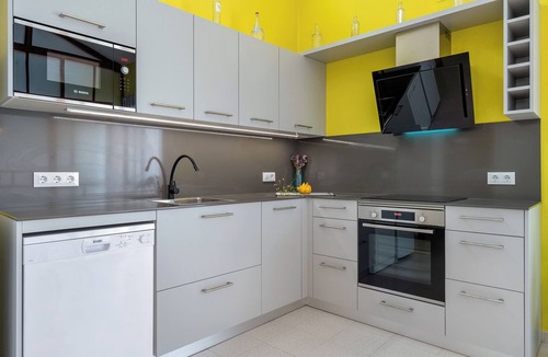 Bellvey Apartment | Apartment 'Loft El Til-ler' with Private Terrace and Wi-Fi