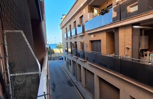 Malgrat de Mar Apartment | Apartment 'Mar' with Sea Views, Wi-Fi and Air Conditioning