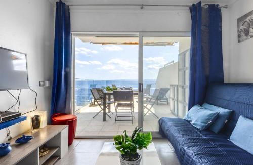 Almadraba-Canyelles Apartment | Apartment Meda Chica by Interhome