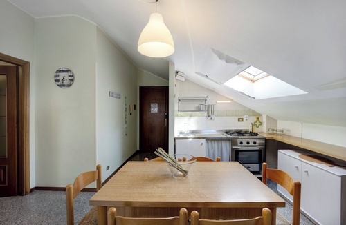 Diano Marina Apartment | Apartment Orizzonte 9 A with Shared Garden & Wi-Fi