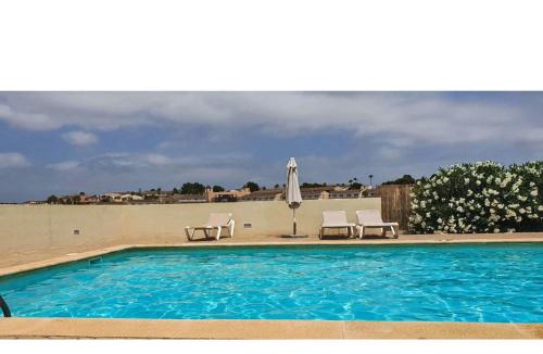Cala Anguila-Cala Mendia Apartment | Apartment Penthouse Las Palmeras by Interhome