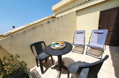 Tiche Apartment | Apartment Rosie Holiday by Interhome