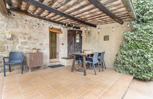 Gargalla House | Apartment 'Sant Grau 2' with Mountain Views, Shared Pool and Wi-Fi