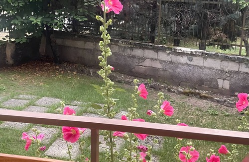 Rivisondoli Apartment | Apartment 'Stef House' with Private Garden, Wi-Fi and Air Conditioning
