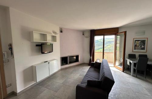 Castiglione dei Pepoli Apartment | Appartamento La Serra