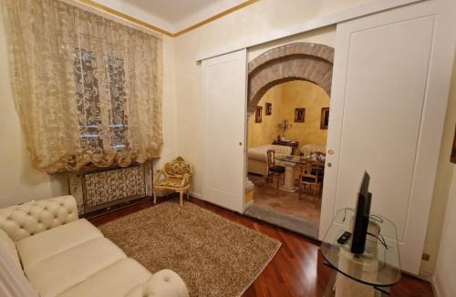 Lodi Apartment | Appartamenti INCORONATA