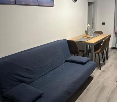 Erba Apartment | Appartamento al Borghetto