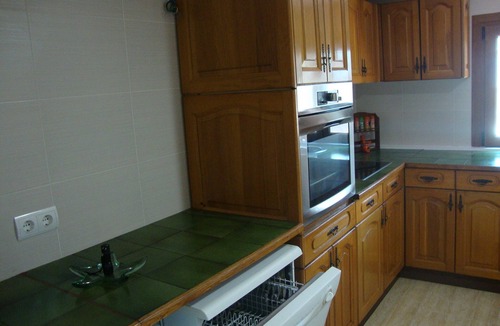 La Colina Apartment | Apt. in chalet -20% x month, air conditioning, pool, private spa, wifi, bbq.