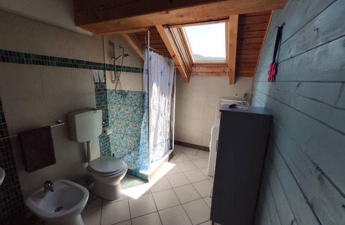 Madonna Dei Fornelli Apartment | Apt w2 in woodhouse first level