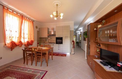 Fondi House | Arcobaleno Apartment