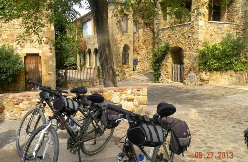 Monells Hotel | Arcs De Monells - Adults Only