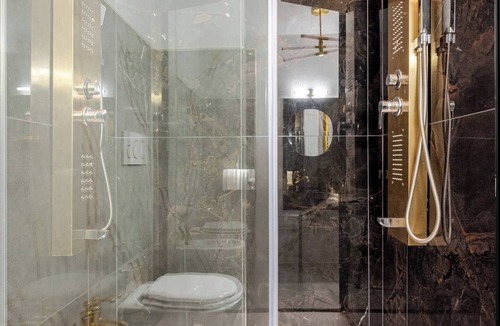 L'Aquila Apartment | *(Art Of Living)*Luxury House