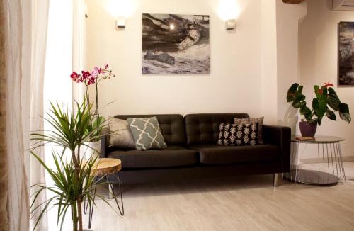 El Pilar Apartment | Authentic Charming Apartment/Wifi/Air Conditioning