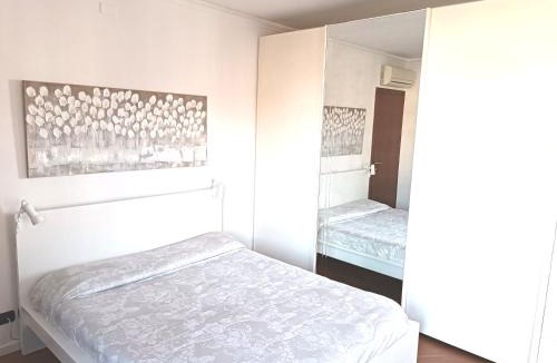 Cologno Monzese Bed & Breakfast | B&B accogliente a due passi dal metrò di Milano - Casa Adriana