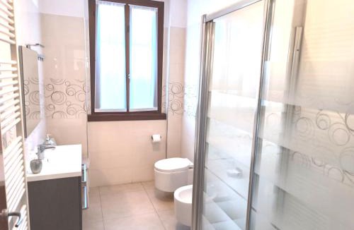 Cologno Monzese Bed & Breakfast | B&B accogliente a due passi dal metrò di Milano - Casa Adriana