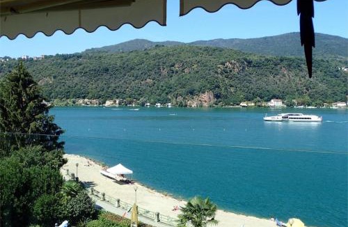 Porto Ceresio Bed & Breakfast | B&B Dolce vista al lago Lugano