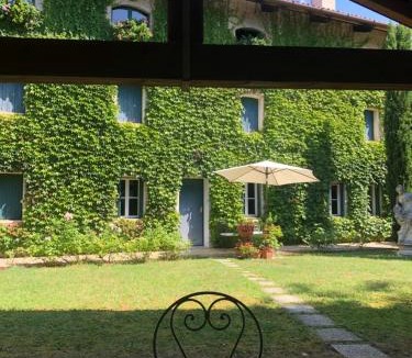 Manzano Bed & Breakfast | B&B la Casa del Sole - Tenuta dei Conti Romano