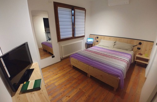 Pieve di Soligo Bed & Breakfast | B & B Mirò - Just like your home, in safety.