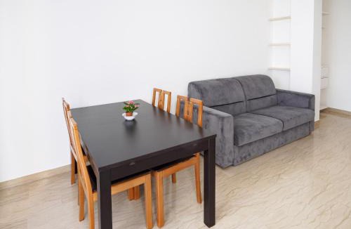 Buon Pastore-Sant'Agnese-San Damaso Apartment | B&B Wiligelmo INTERO APPARTAMENTO con colazione inclusa