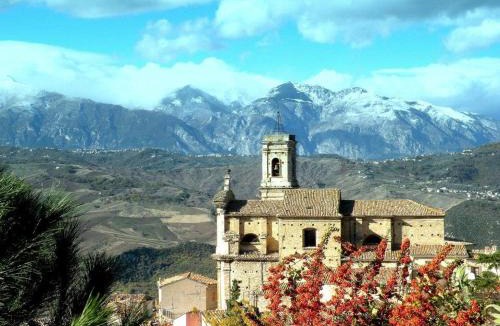 Bomba Bed & Breakfast | B&B "Za' Vittoria"#lagodibomba