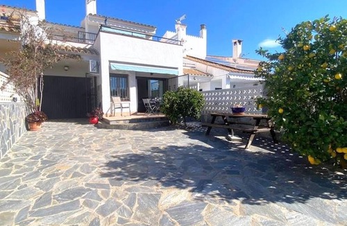 El Mas Bosca Ski Chalet | BA-Attached house with 3 bedrooms and parking