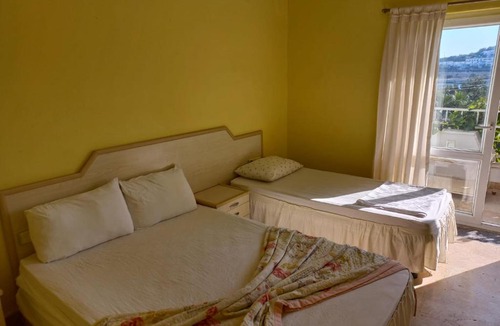 Artikli Hotel | Barış otel