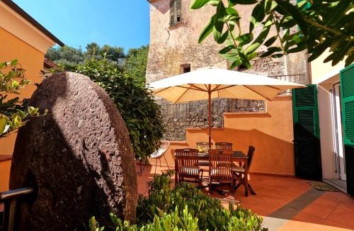 Diano Arentino House | Barbara tra gli Ulivi