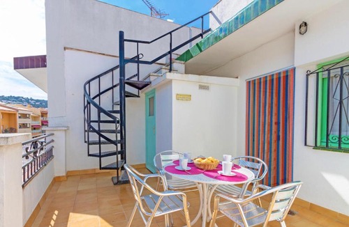 Roses Town Center Apartment | Basic Comfort Apartment Poeta Marquina 2º 2027