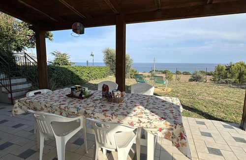 Amendolara Villa | Beach Villa in a quiet Village in Calabria
