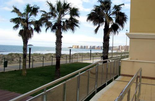 San Javier Apartment | Beachfront penthouse in Residencial Dos Mares