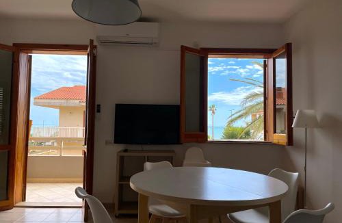 Marina di Ragusa House | BeachFront Rooms Marina di Ragusa