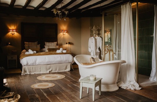 Ripoll Other | Beautiful 80m2 apartment suite, very romantic with incredible views