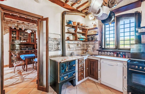 Lidarno Villa | Beautiful apartment in villa for 6 people with pool, WIFI, TV, patio and pets allowed