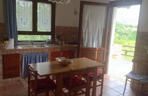Cugnoli House | BEAUTIFUL COUNTRYSIDE VILLAGE FOR 20 GUESTS